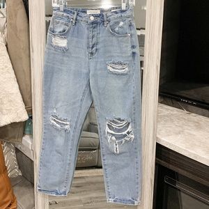 Pacsun distressed mom jeans in size 25